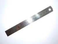 Линейка железная 15см